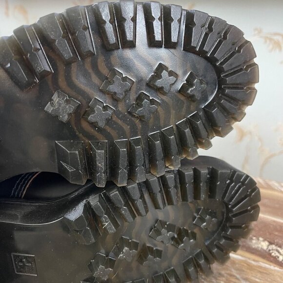 Doc Dr Martens Leona Combat Boots Sz 7 US L Leather Grunge Goth Rock Punk Chunky - Picture 9 of 11